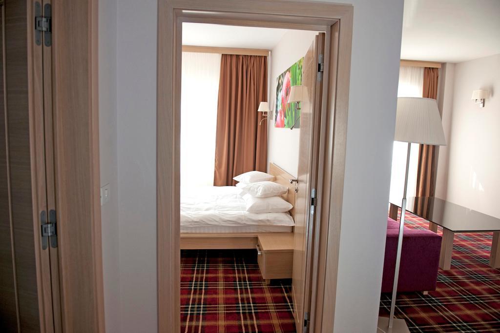 Hotel Leon & Spa Arad Quarto foto